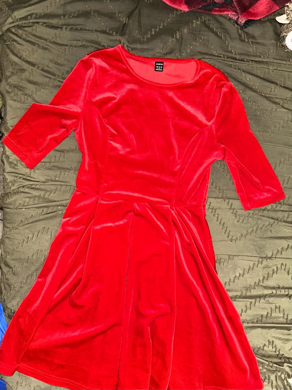 SHEIN Red Velvet Fit & Flare Midi Dress